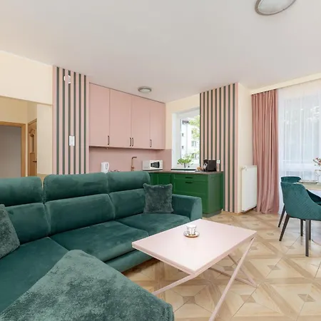 Appartement Wyjatkowy Z Parkingiem Blisko Morza By Renters Kołobrzeg