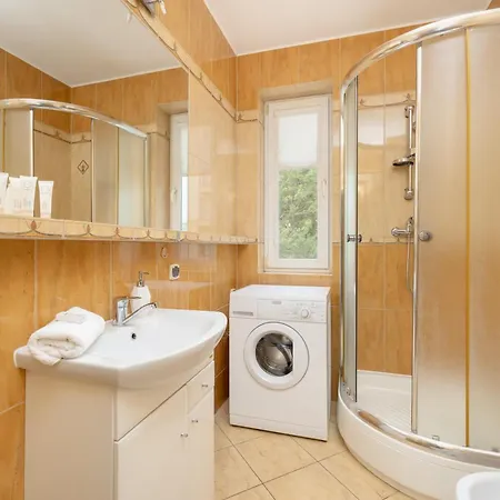 Wyjatkowy Z Parkingiem Blisko Morza By Renters Appartamento